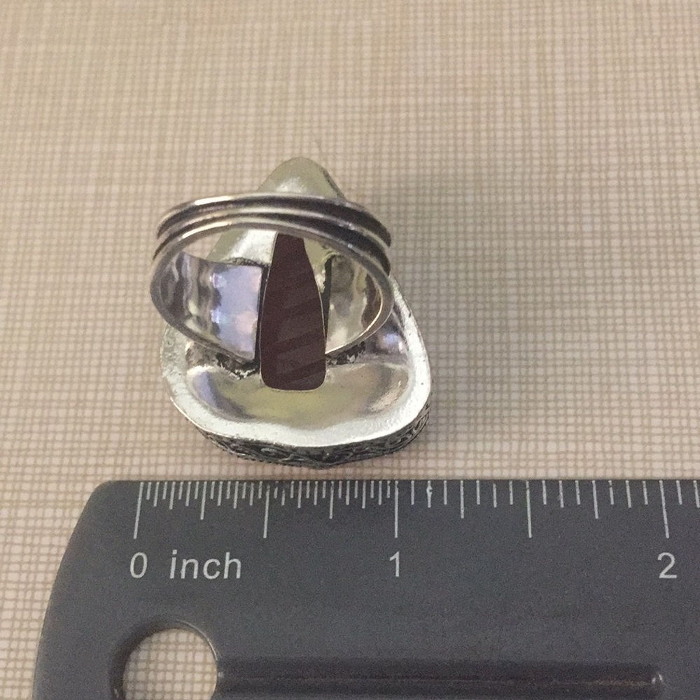 New Pretty Carved Carnelian design Ring - Picture 12 of 13